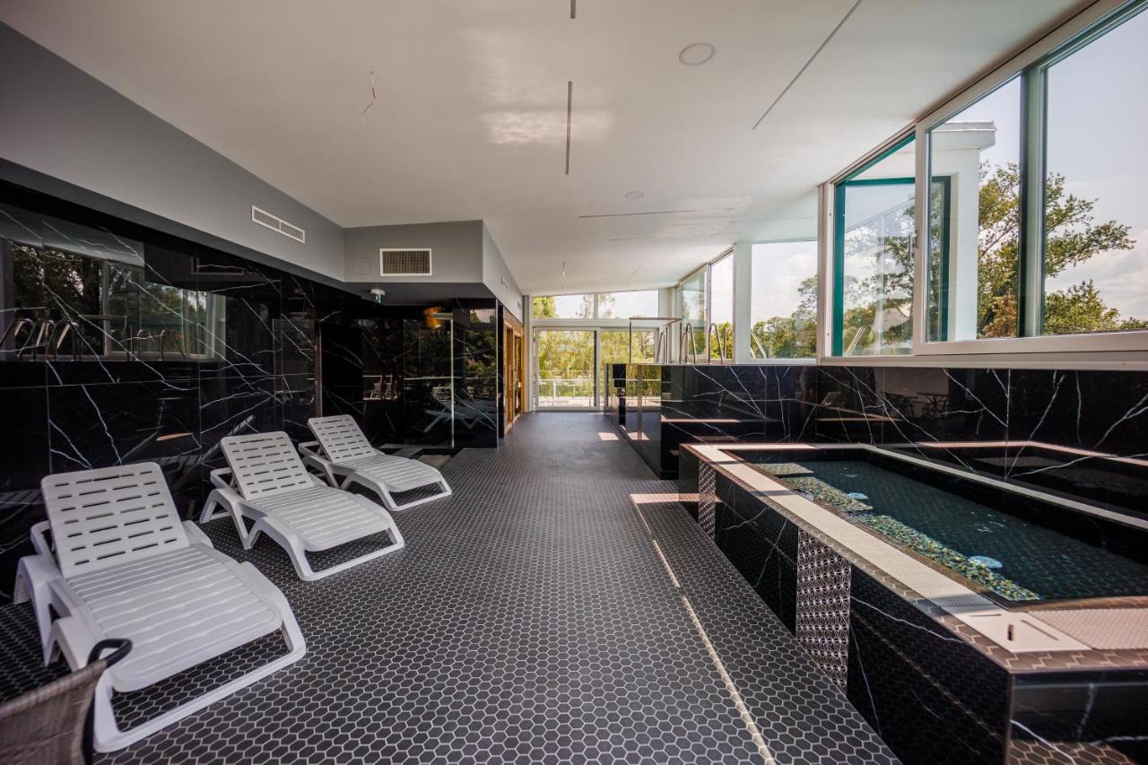 Bauhaus Wellness 207 - Petiteplage Apartman Siófok