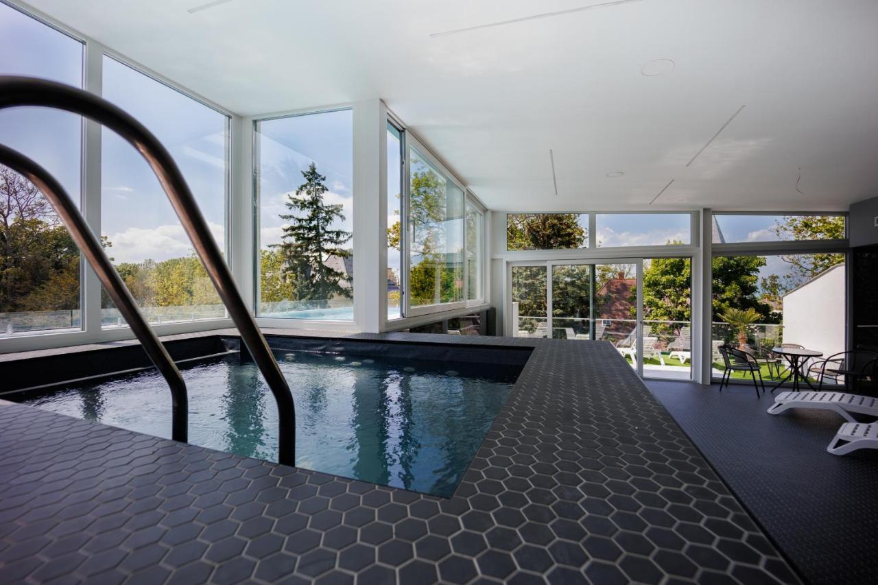 Bauhaus Wellness 207 - Petiteplage Apartman *